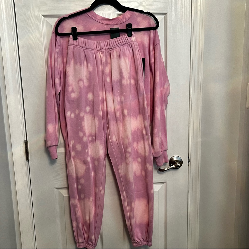 Nwt Purple Bleach Oversized Bleach Design Sweatsuit